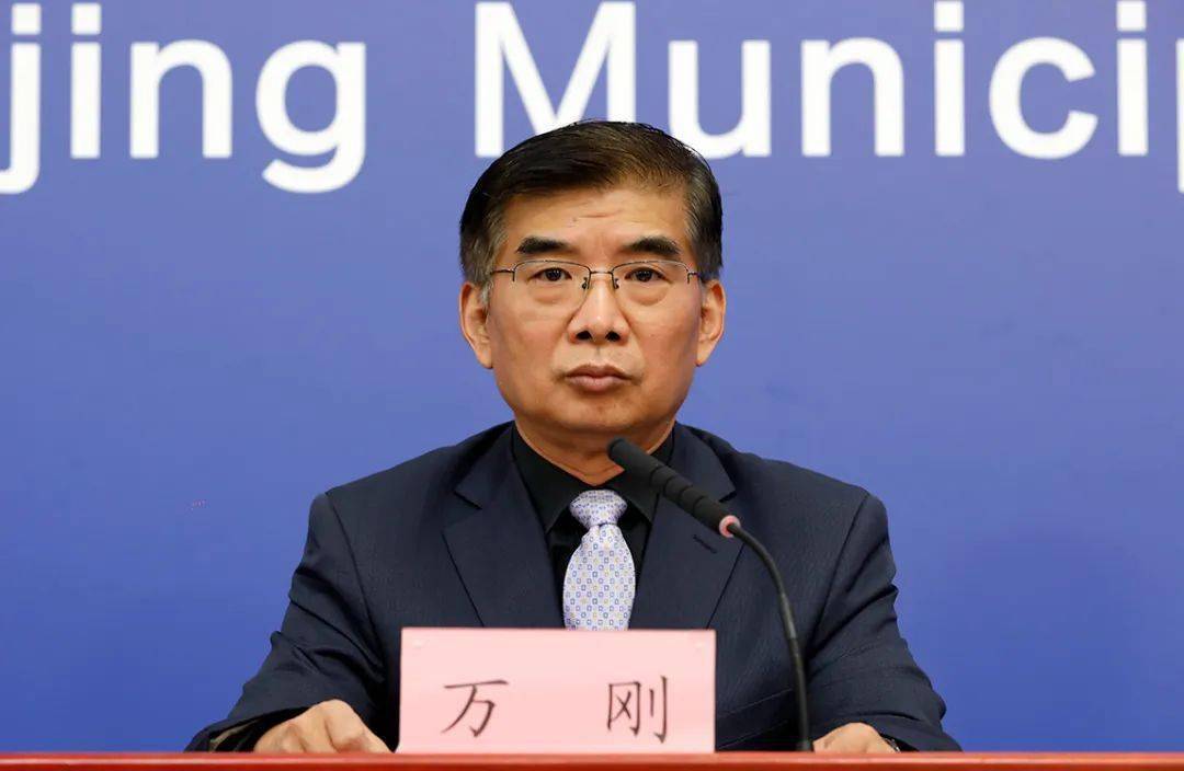 开云体育-欧联赛程吃紧；山东男篮加时末段伤情更新；目标明确；医务组通报恢复