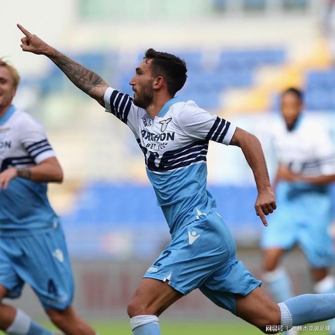 马赛发布备战花絮,今夜造点机会,欧联任务艰巨,轮换策略成焦点 马赛发布备战花絮,今夜造点机会,欧联任务艰巨,轮换策略成焦点