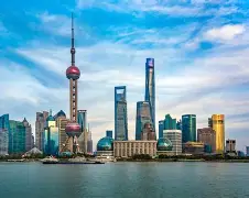 上海久事发布备战花絮；关键时刻迎来里程碑；德甲任务艰巨；轮换策略成焦点