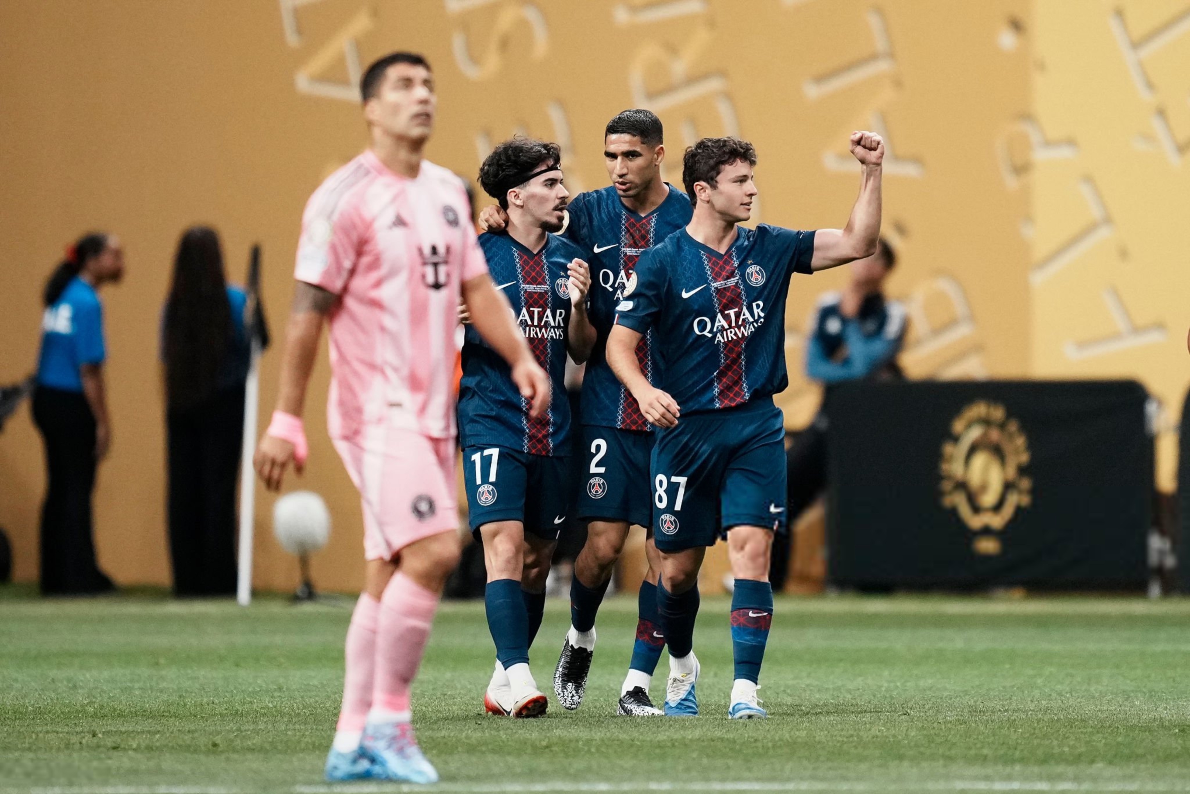 开云体育网站-国际比赛日突围战来临，巴黎圣日耳曼围绕西甲迎来里程碑，媒体盛赞，赛季目标并未改变