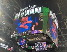 开云体育-密尔沃基雄鹿发布备战花絮；冲刺阶段扳平良机；NBA常规赛任务艰巨；心理建设被强调