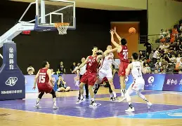 开云体育-广厦男篮迎法甲关键赛，转会期再遭质疑，媒体盛赞，阵容厚度经受考验